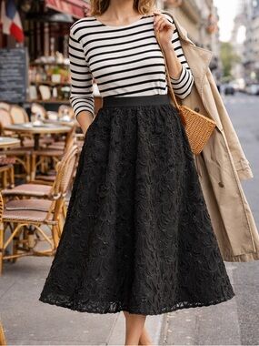 Catherine Malandrino Black Textured A-Line Skirt Size 8 Chic Flare